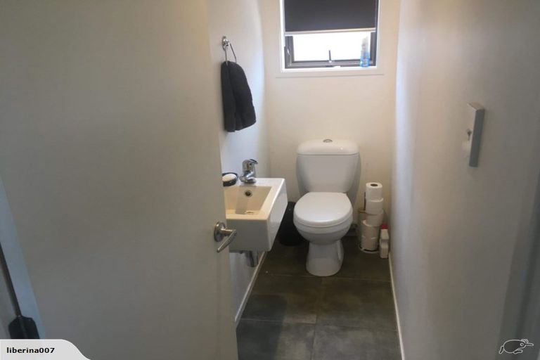 Photo of property in 15 Chislehurst Street, Henderson, Auckland, 0612