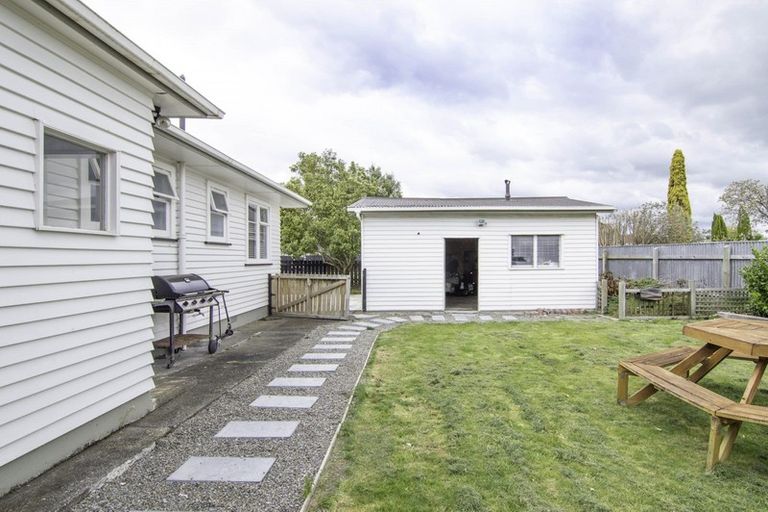 Photo of property in 1 Oriana Place, Highbury, Palmerston North, 4412