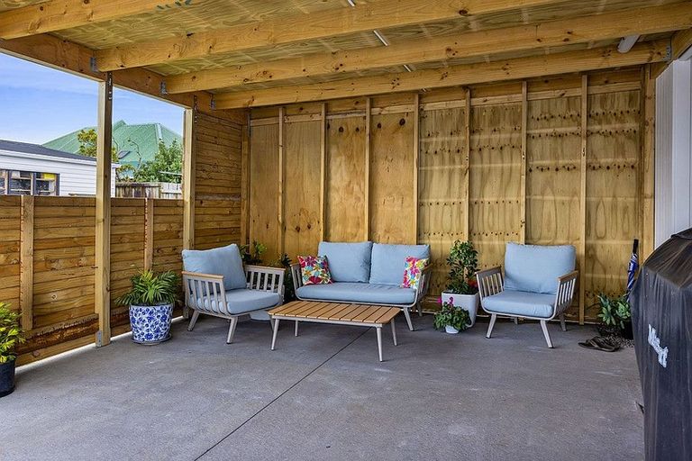 Photo of property in 56 Vogel Street, Hawera, 4610