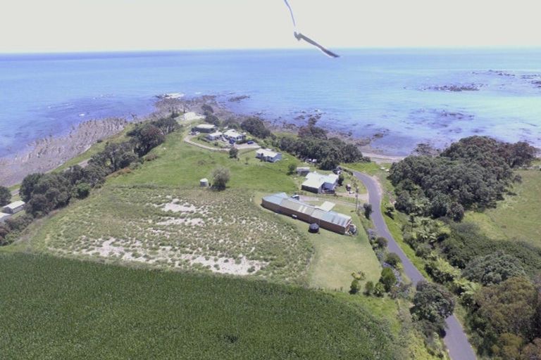 Photo of property in 26 Tawaroa Road, Waihau Bay, Te Kaha, 3199