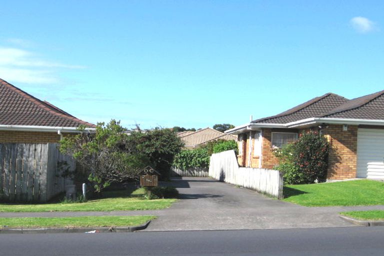 Photo of property in 1/140 Whitford Road, Somerville, Auckland, 2014