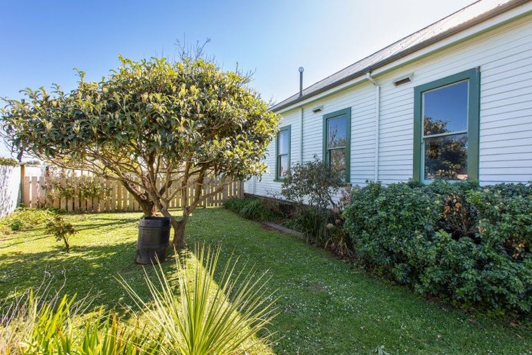 Photo of property in 36 Swinburn Street, Dannevirke, 4930