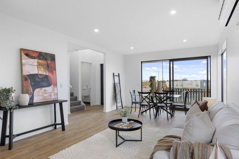 Photo of property in 5 Monsaraz Boulevard, Halswell, Christchurch, 8025