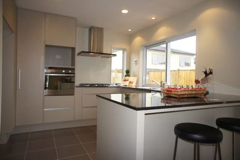 Photo of property in 121 Stancombe Road, Flat Bush, Auckland, 2016