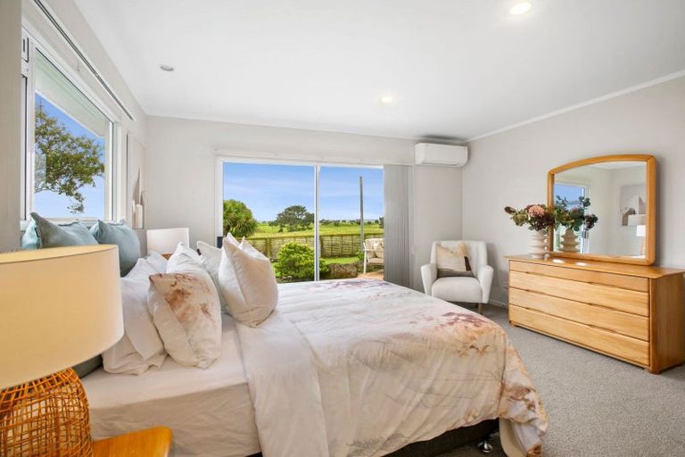 Photo of property in 11 Chatswood Grove, Fitzroy, New Plymouth, 4312