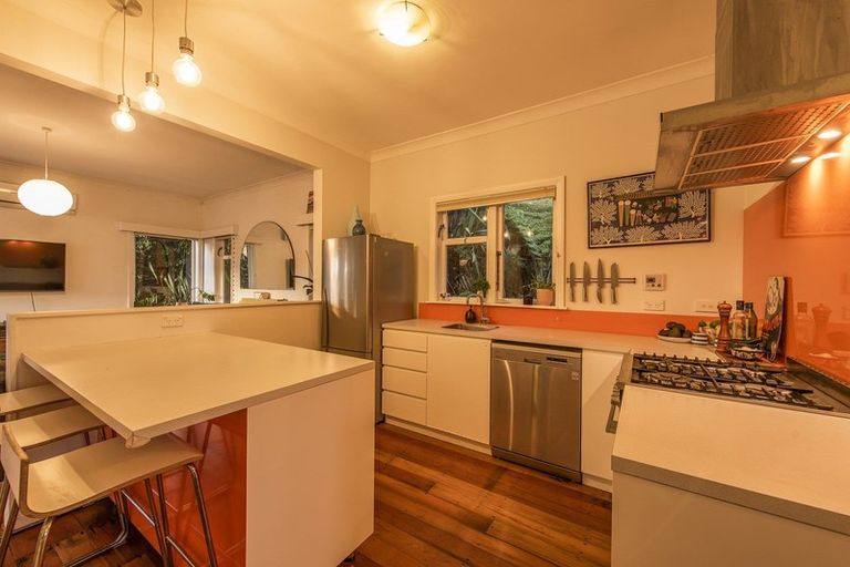 Photo of property in 27 Hudson Street, Island Bay, Wellington, 6023