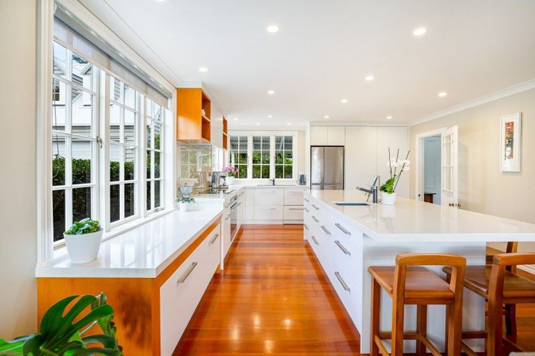 Photo of property in 30 Godley Lane, Lucas Heights, Auckland, 0632