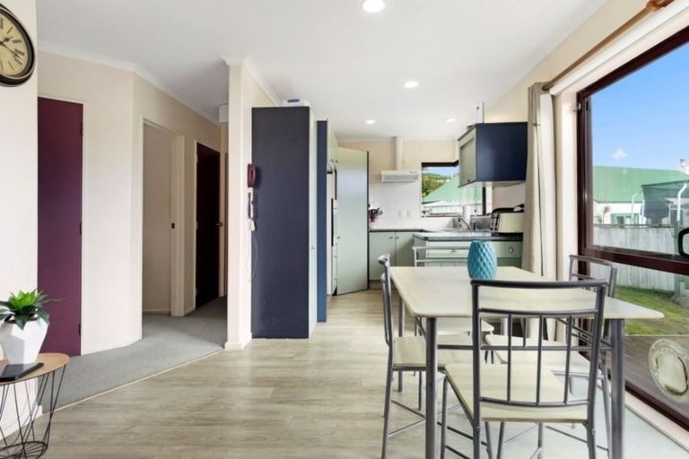 Photo of property in 18 Rowesdale Drive, Ohauiti, Tauranga, 3112