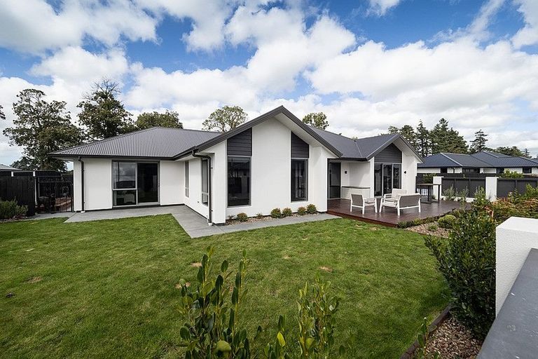 Photo of property in 8 Kelburn Place, Tinwald, Ashburton, 7700