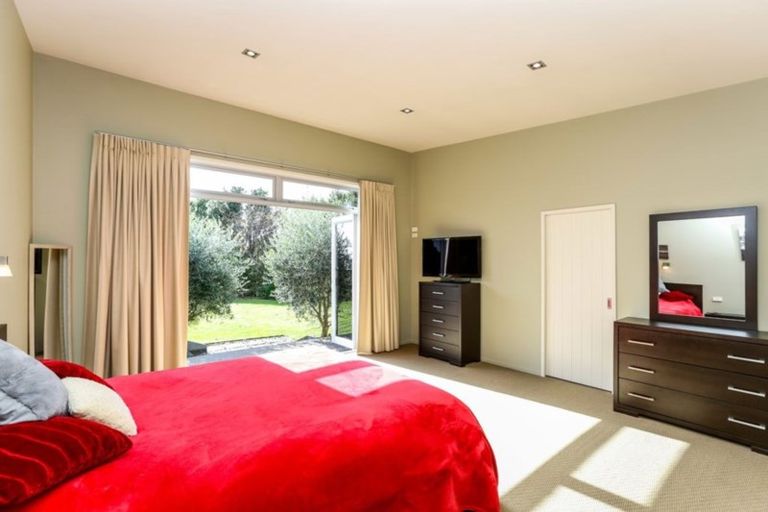 Photo of property in 55b Shelter Grove, Frankleigh Park, New Plymouth, 4310