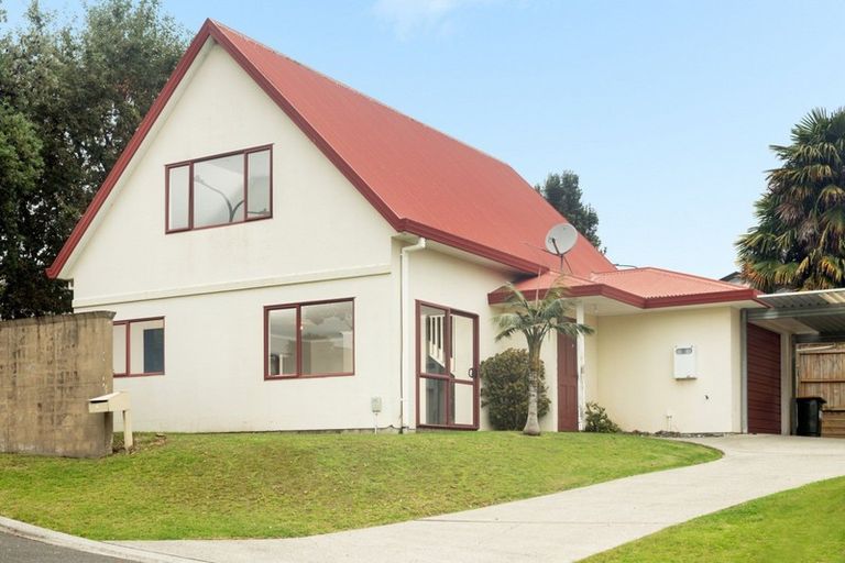 Photo of property in 1 Smylie Close, Ohauiti, Tauranga, 3112