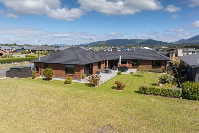Photo of property in 129 Dusky Street, Te Anau, 9600