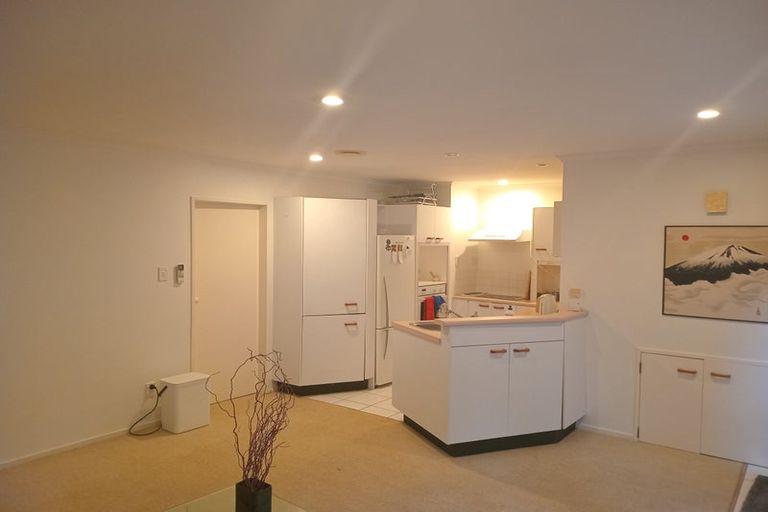 Photo of property in 24 Spencer Street, Crofton Downs, Wellington, 6035