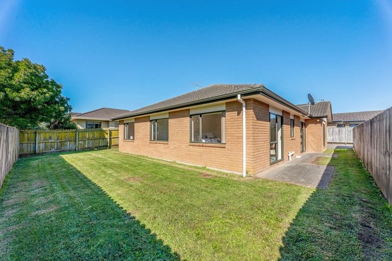 Photo of property in 19 Shankill Place, East Tamaki, Auckland, 2013