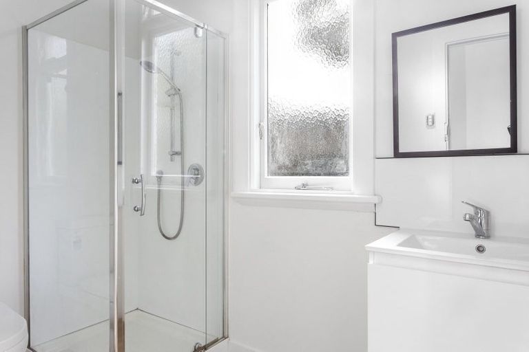 Photo of property in 77 Mersey Street, St Albans, Christchurch, 8014