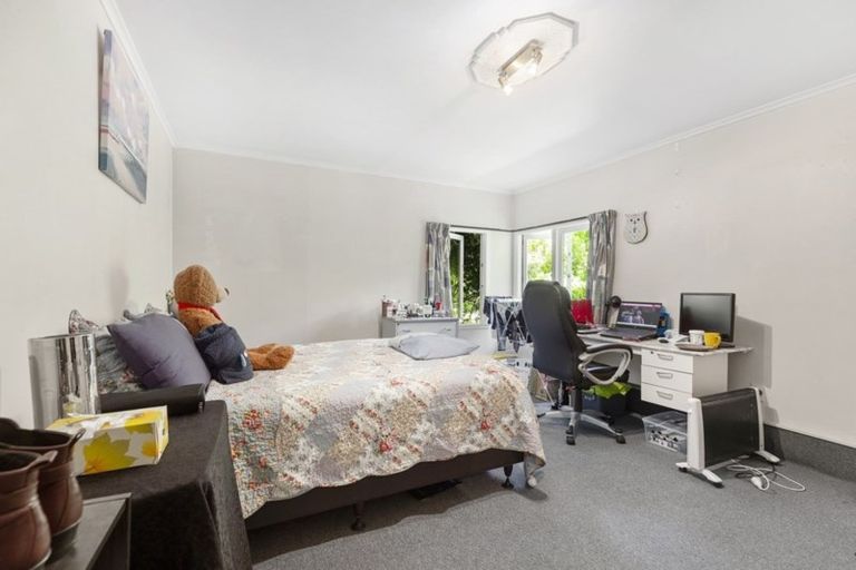 Photo of property in 17 Waiapu Road, Kelburn, Wellington, 6012