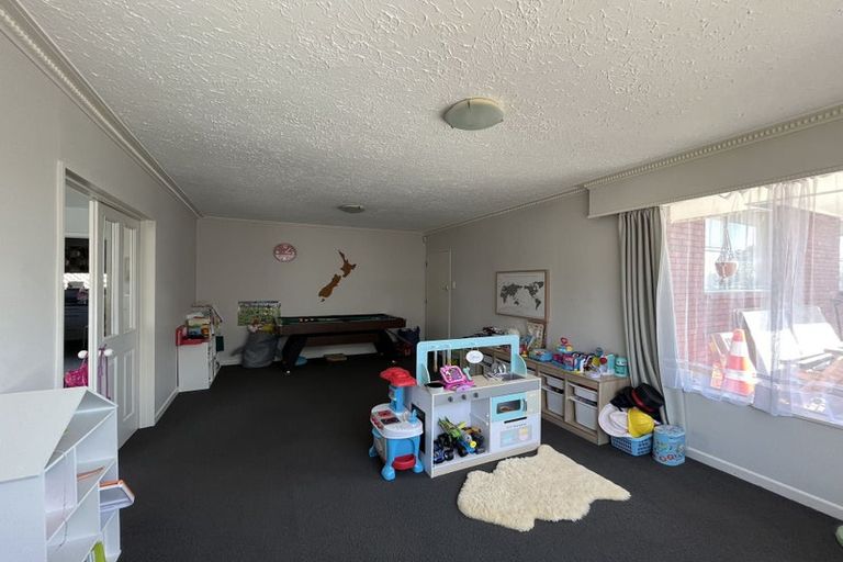 Photo of property in 32 Munro Street, Redwood, Christchurch, 8051