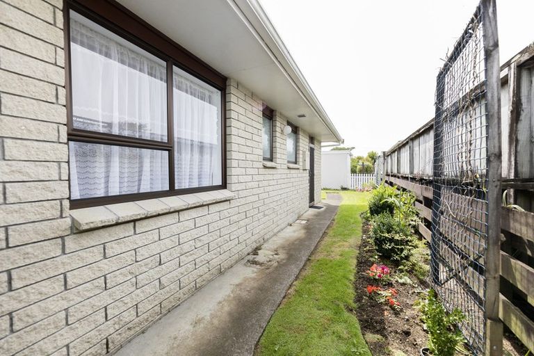 Photo of property in 2/151 Carrington Street, Lower Vogeltown, New Plymouth, 4310