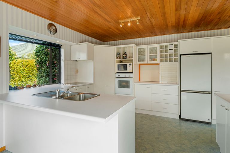 Photo of property in 7 Fuchsia Place, Halswell, Christchurch, 8025