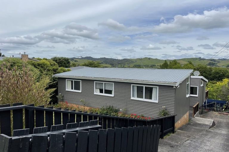 Photo of property in 50 Kimihia Road, Huntly, 3700