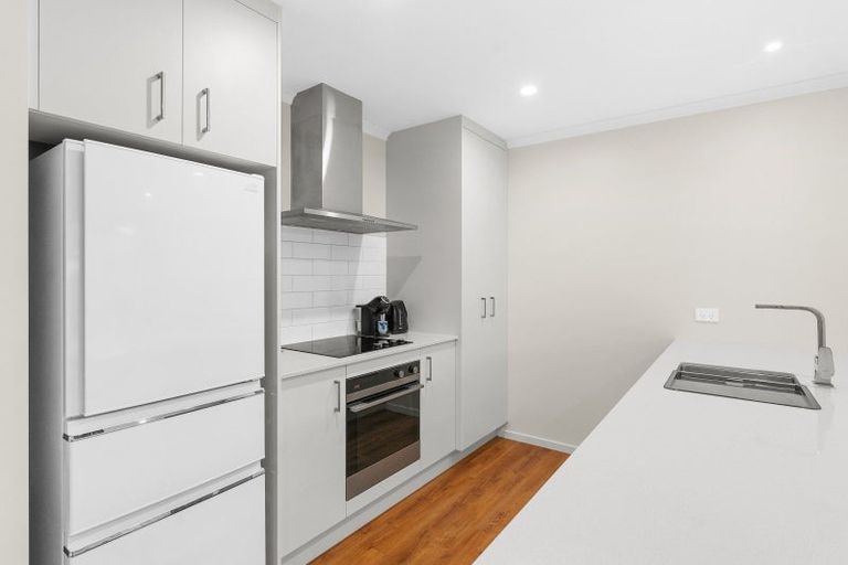 Photo of property in 1 Fantail Avenue, Carterton, 5713