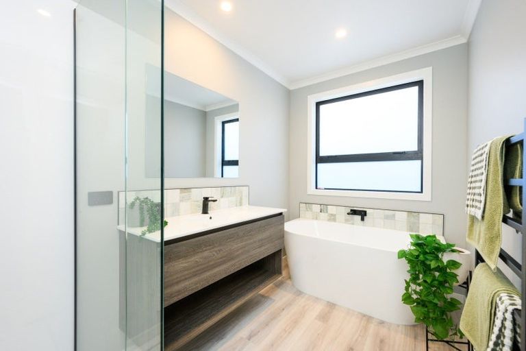 Photo of property in 10 Kanzan Grove, Feilding, 4702