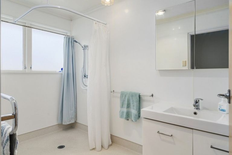 Photo of property in 22a Acacia Street, Kelvin Grove, Palmerston North, 4414