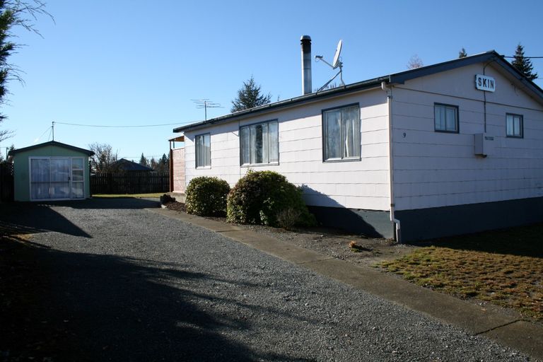 Photo of property in 9 Ruataniwha Road, Twizel, 7901