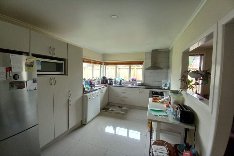 Photo of property in 3/23 Tane Street, New Lynn, Auckland, 0600