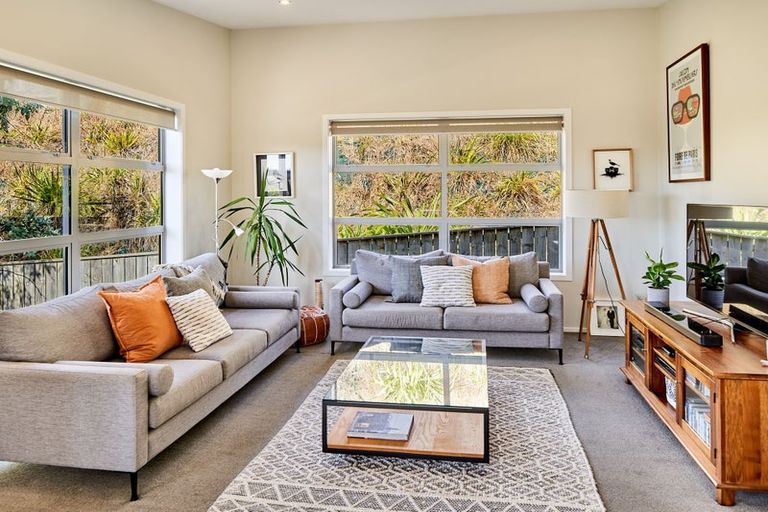 Photo of property in 147 Navigation Drive, Whitby, Porirua, 5024