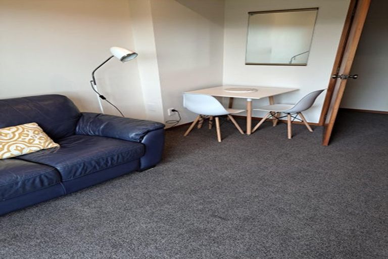 Photo of property in 20-22 Austin Road, Greenhithe, Auckland, 0632