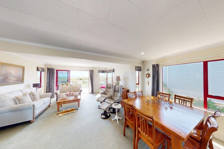Photo of property in 27a Rua Avenue, Waitarere Beach, Levin, 5510