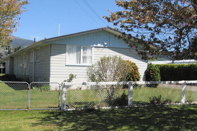 Photo of property in 23 Tongariro Road, Turangi, 3334