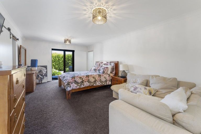 Photo of property in 294 Inland Road North, Tikorangi, Waitara, 4383