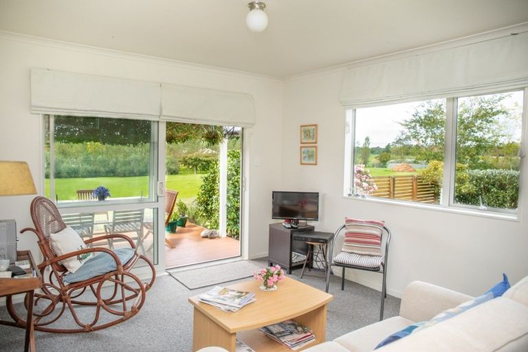 Photo of property in 16 Campbell Drive, Martinborough, 5711