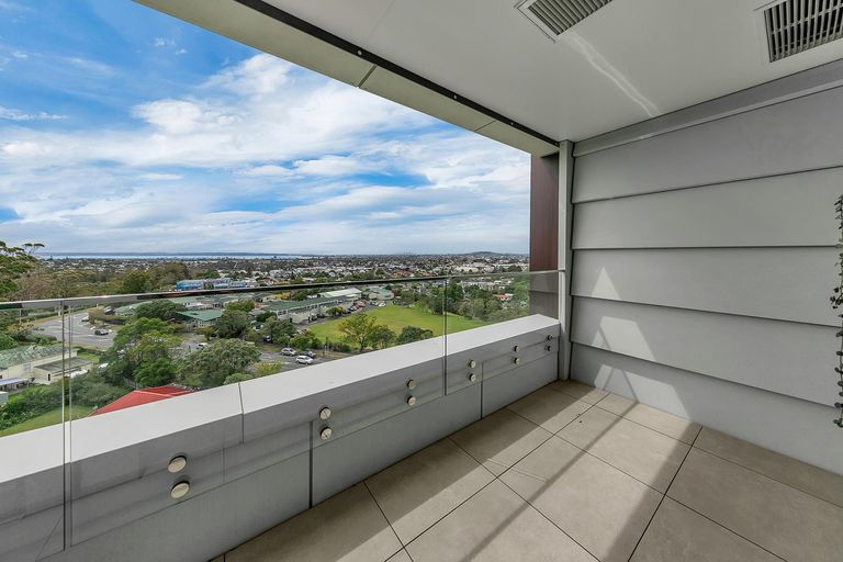 Photo of property in 902/8 Waikumete Road, Glen Eden, Auckland, 0602