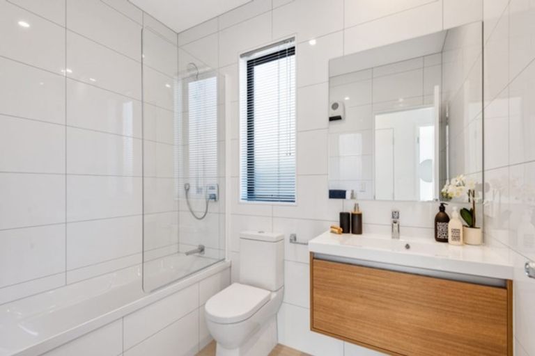 Photo of property in 65 Nganui Avenue, Takanini, 2112