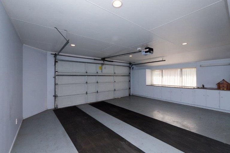 Photo of property in 12 Murdoch Street, Hawera, 4610