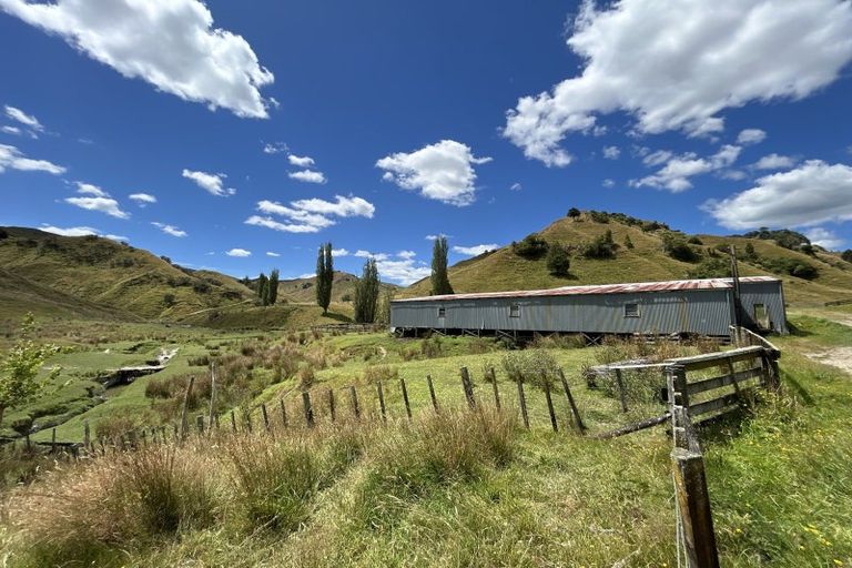 Photo of property in 10 Vera Road, Te Atatu South, Auckland, 0610