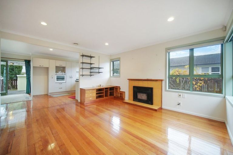 Photo of property in 1/7 Sunburst Street, Papakura, 2110