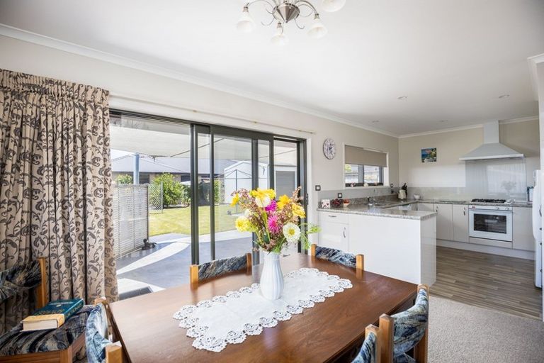 Photo of property in 70 Sunnyvale Street, Bell Block, New Plymouth, 4312