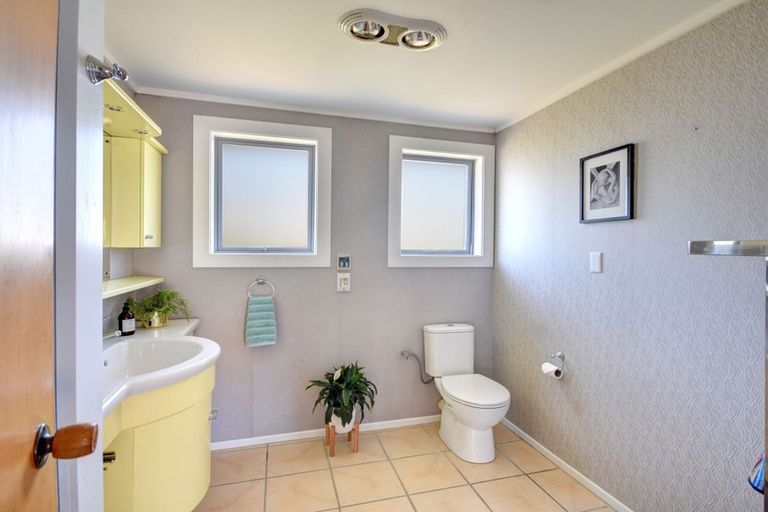 Photo of property in 26 Skerries Street, Outram, 9019