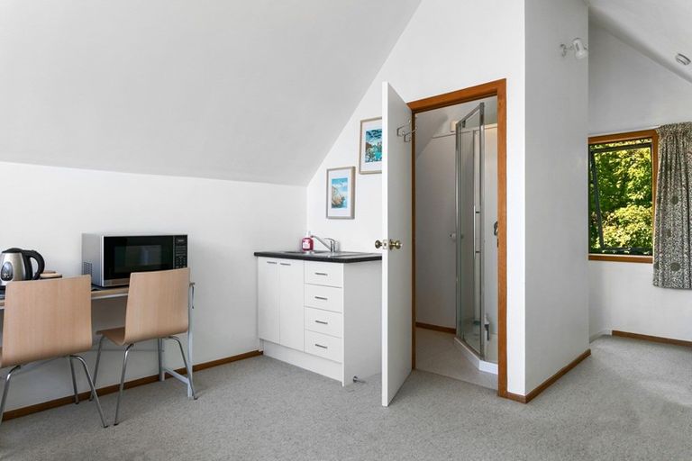 Photo of property in 34 Matuku Street, Two Mile Bay, Taupo, 3330