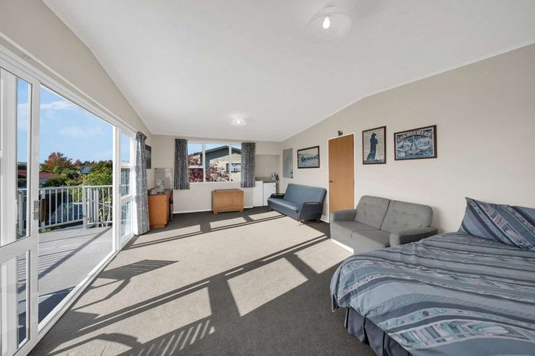 Photo of property in 11 Bowen Street, Te Anau, 9600