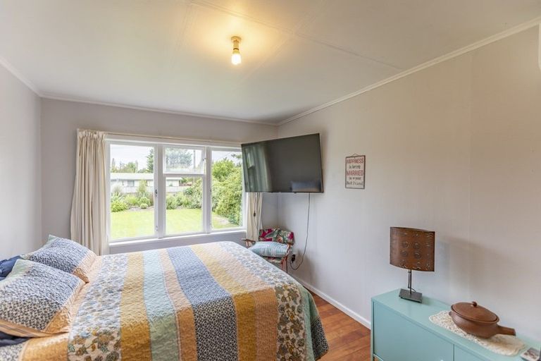 Photo of property in 22 Ross Street, Otane, 4202