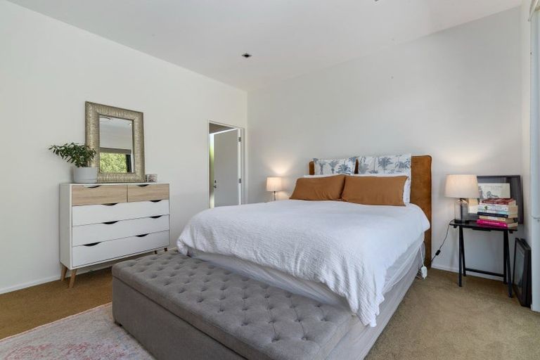 Photo of property in 34 Rannoch Drive, Jacks Point, Queenstown, 9371