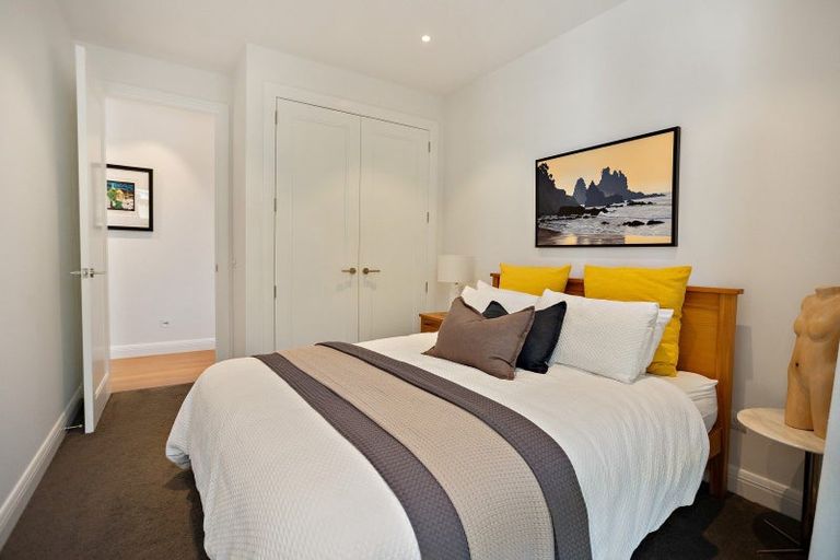 Photo of property in 21 Waitotara Way, Whitianga, 3510
