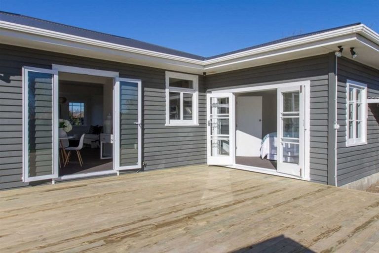 Photo of property in 72 Marriotts Road, North New Brighton, Christchurch, 8083