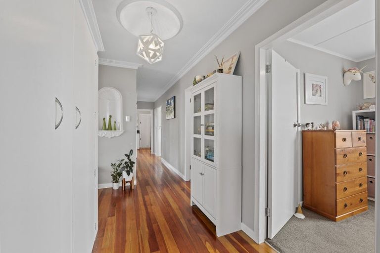 Photo of property in 408a Carrington Street, Upper Vogeltown, New Plymouth, 4310