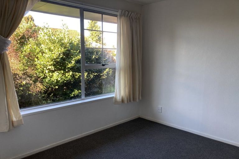 Photo of property in 1/8 Resolution Place, Bryndwr, Christchurch, 8053